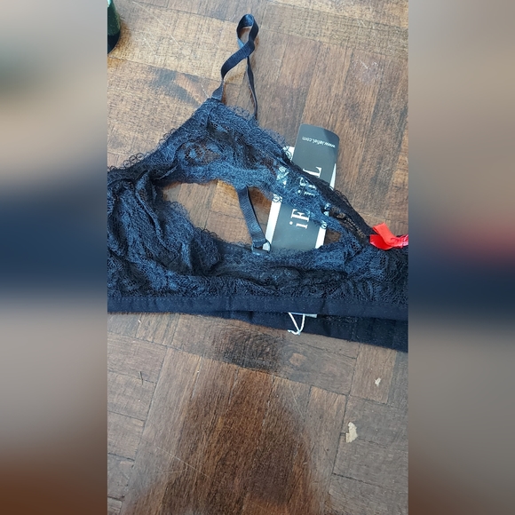 Bra - Picture 5 of 7